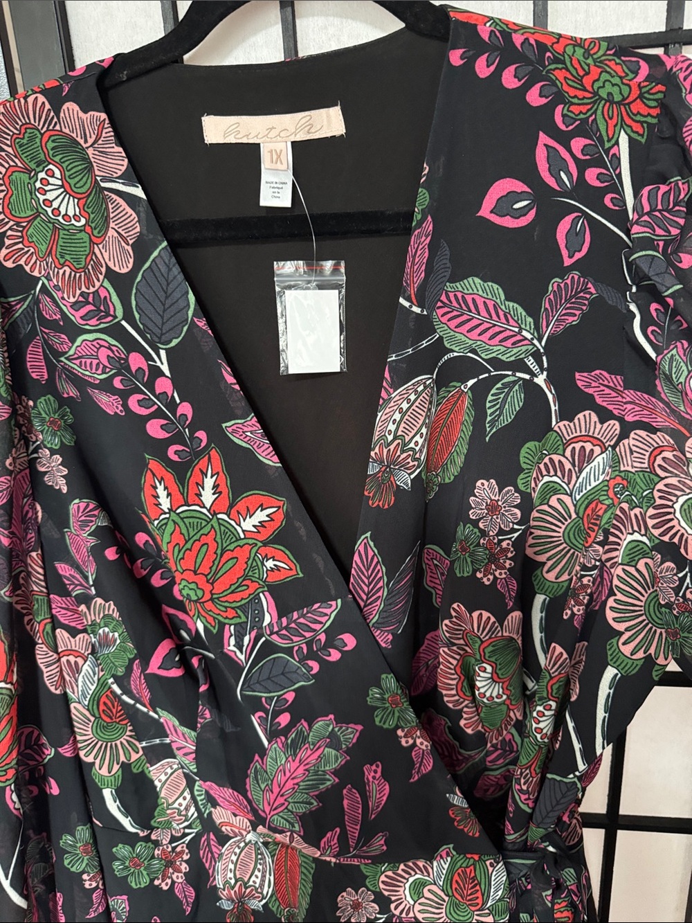 Anthropologie Hutch Long-Sleeve V-Neck Wrap Maxi Dress – Size 1X – Sold Out - Picture 11 of 16